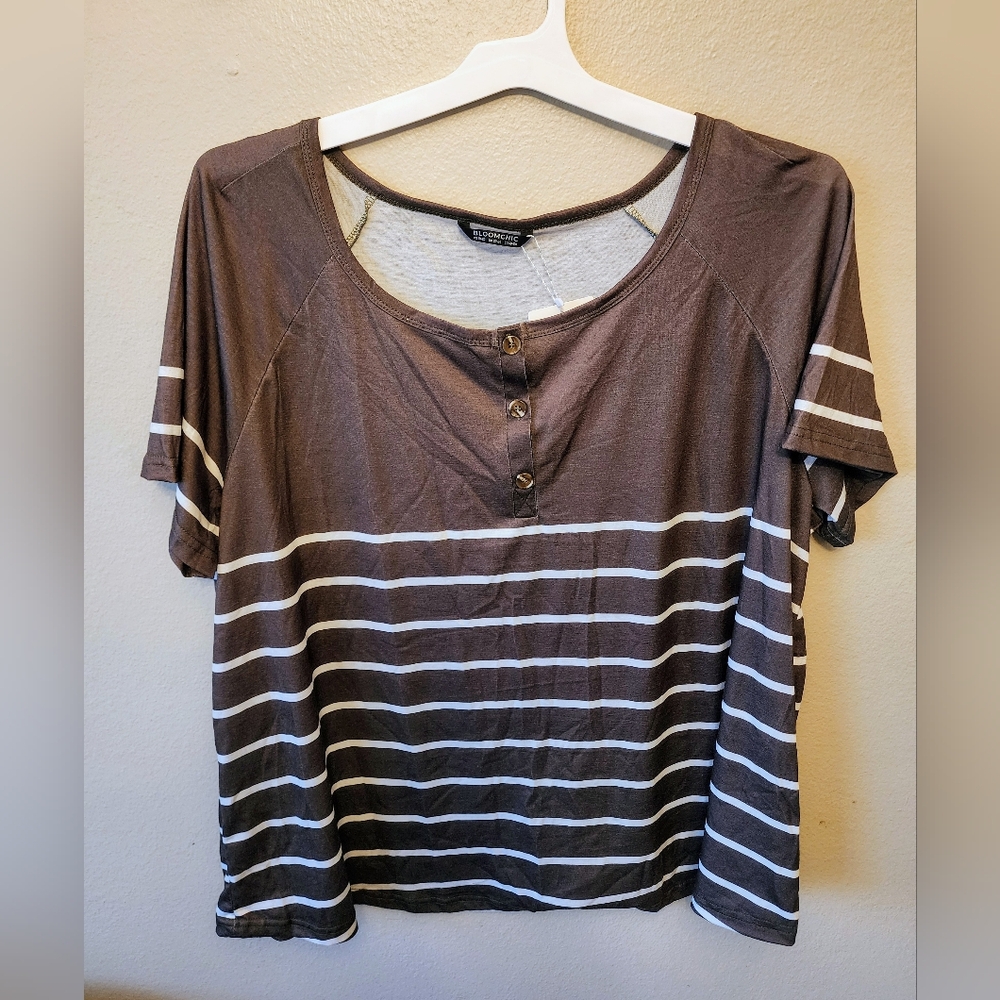 Bloomchic casual tee
